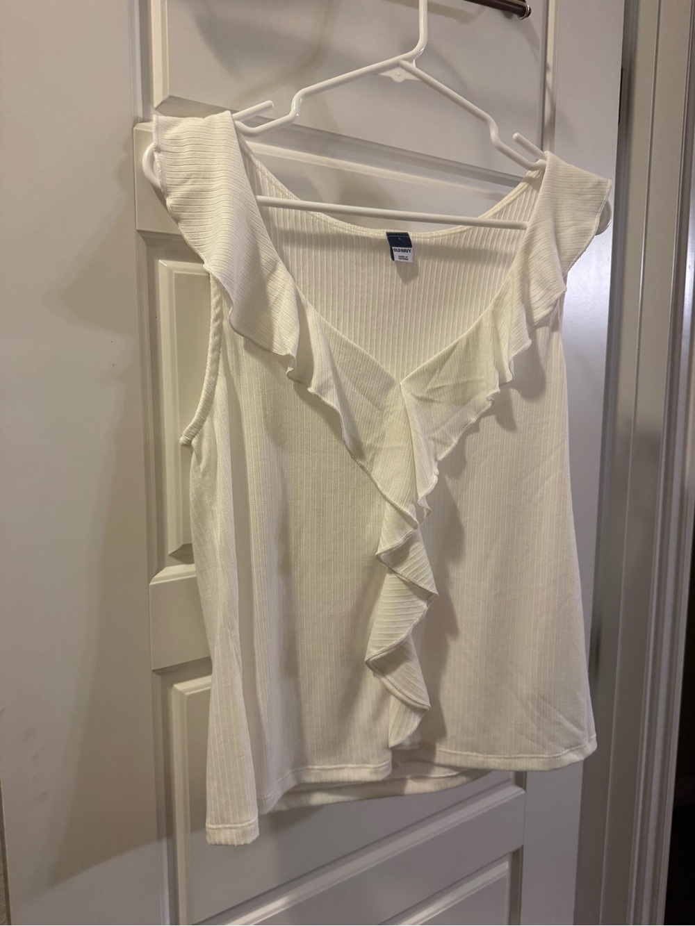 Old Navy White Ruffle V-Neck Sleeveless Top